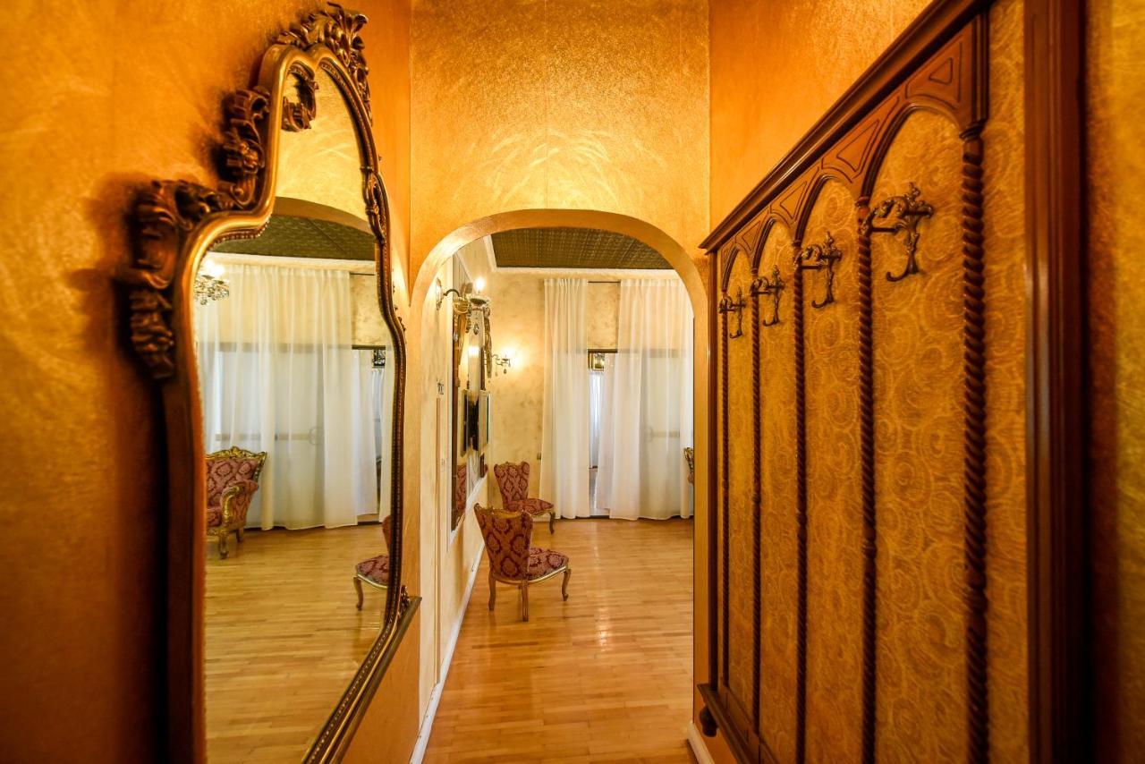 The Museum - Wonderful Super Central Apartment Букурещ Екстериор снимка